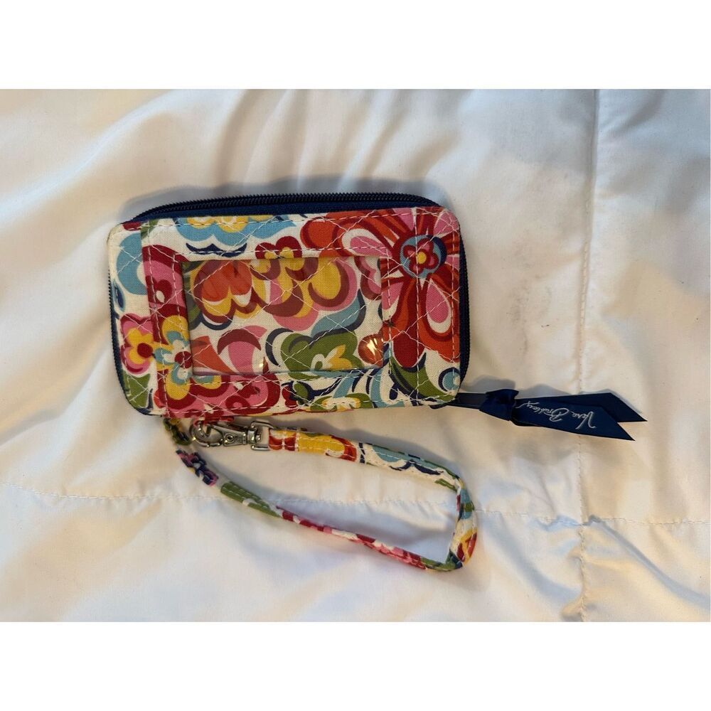 Vera Bradley Women's Floral Hope Garden All In One Wristlet Wallet